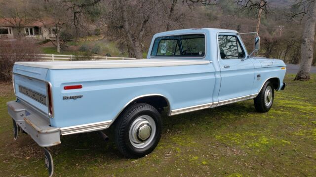 Ford F-250 1974 image number 24