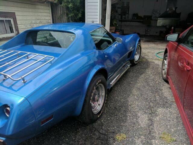 Chevrolet Corvette 1977 image number 14