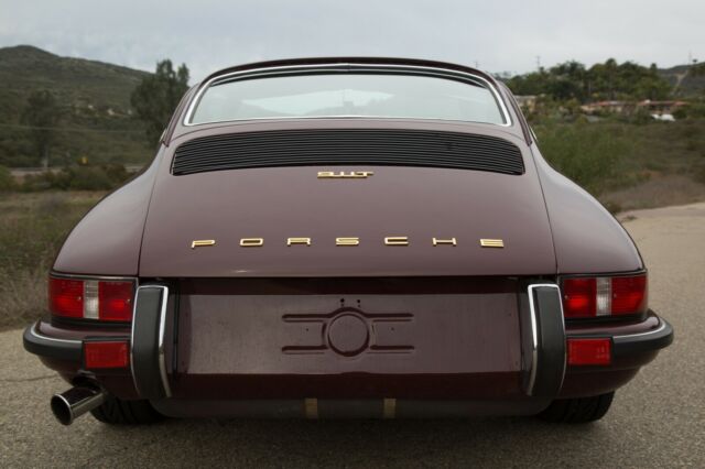 Porsche 911 1971 image number 27