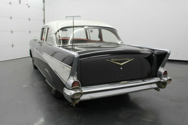 Chevrolet Bel Air/150/210 1957 image number 19