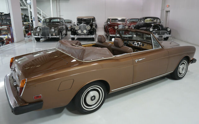 Rolls-Royce Corniche 1973 image number 8