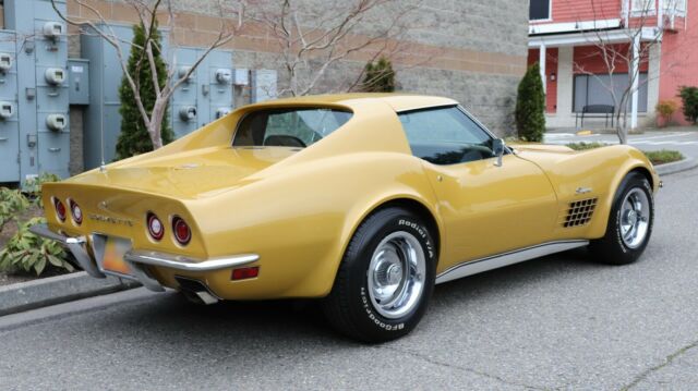 Chevrolet Corvette 1972 image number 24