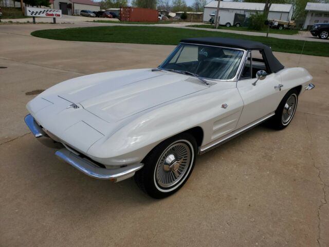 Chevrolet Corvette 1964 image number 2