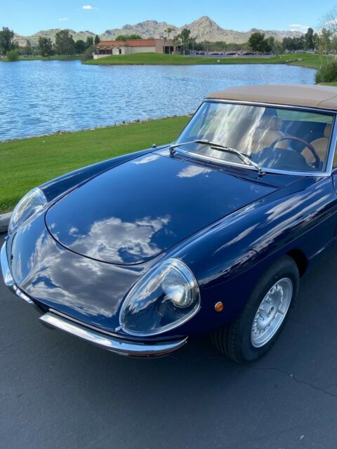 Alfa Romeo Spider 1969 image number 1