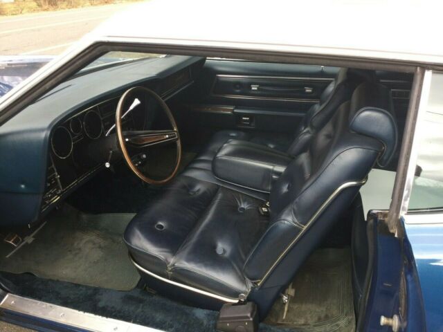 Ford Thunderbird 1973 image number 5