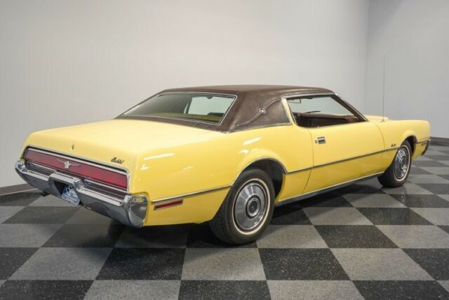 Ford Thunderbird 1972 image number 13