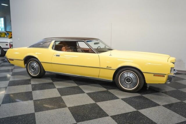 Ford Thunderbird 1972 image number 16