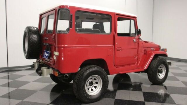 Toyota FJ Cruiser 1961 image number 39