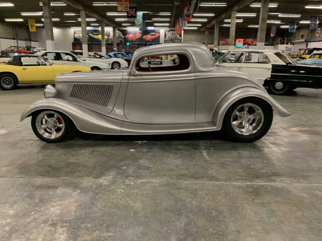 Ford CUSTOM COUPE 1933 image number 30