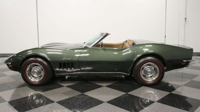 Chevrolet Corvette 1969 image number 2