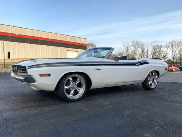 Dodge Challenger 1971 image number 15