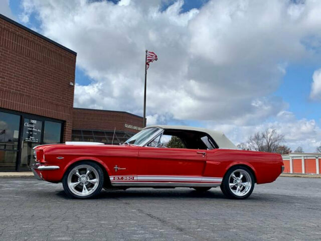 Ford Mustang 1965 image number 2