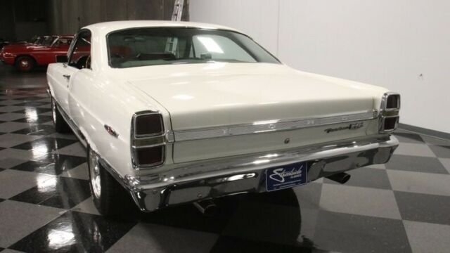 Ford Fairlane 1967 image number 10