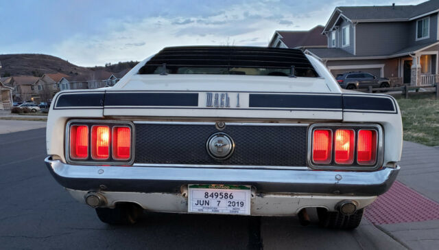 Ford Mustang 1970 image number 27