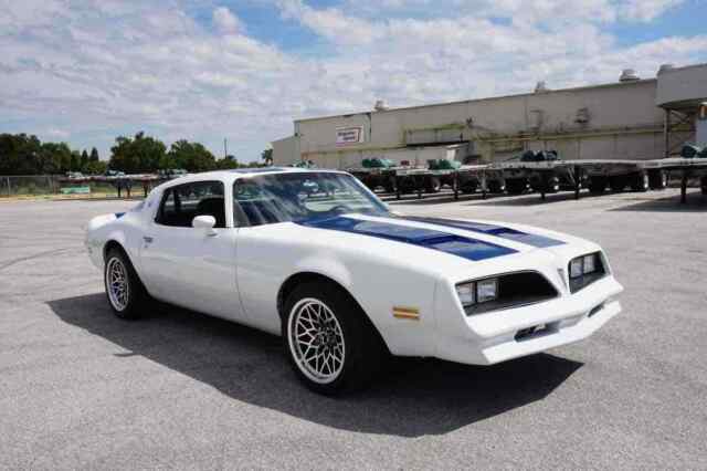 Pontiac Firebird Formula 1978 image number 14