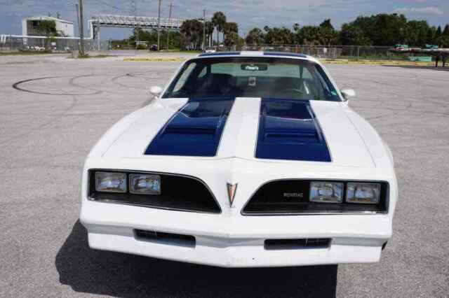 Pontiac Firebird Formula 1978 image number 16