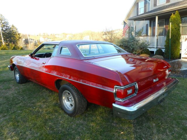 Ford Torino 1976 image number 1