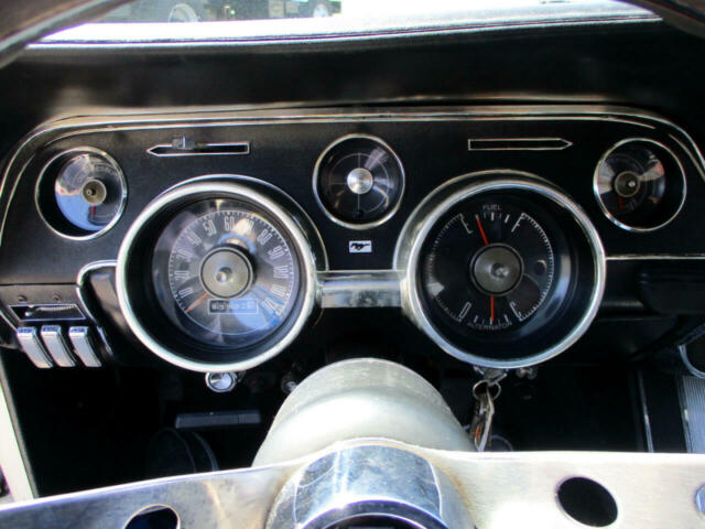 Ford Mustang 1968 image number 14