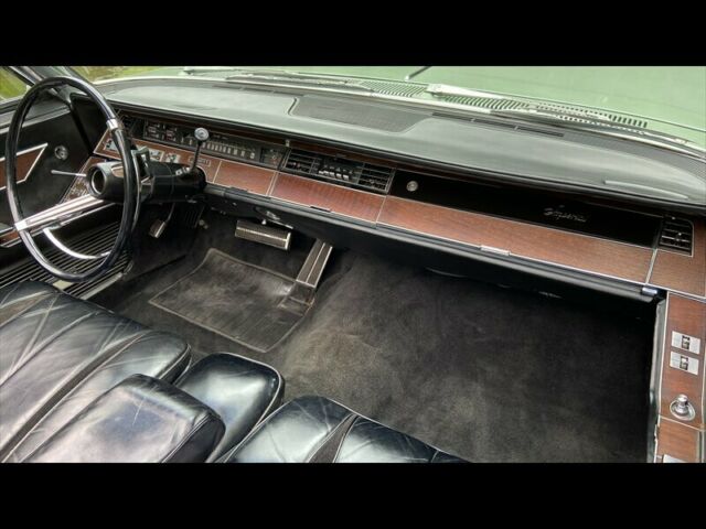 Chrysler Imperial 1967 image number 32