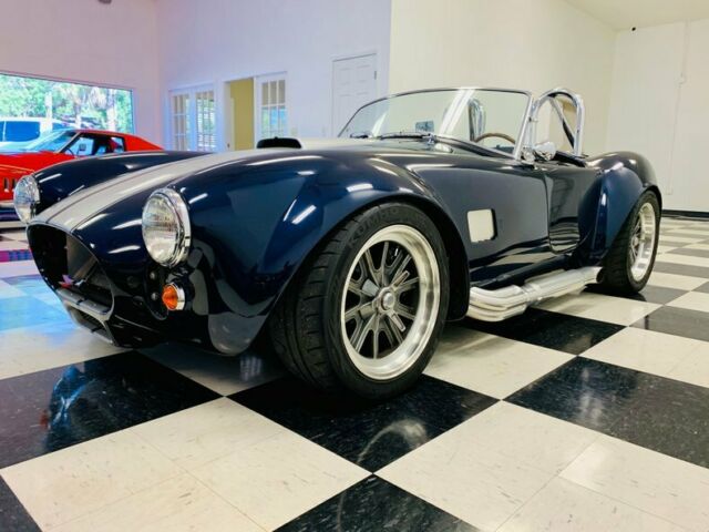 Shelby Cobra 1965 image number 29