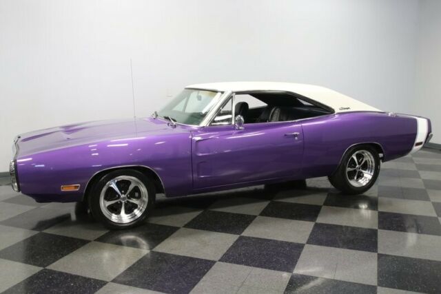 Dodge Charger 1970 image number 29