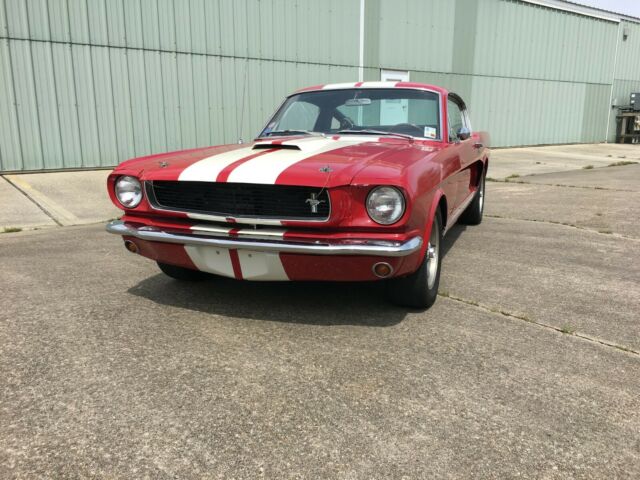 Ford Mustang 1965 image number 26