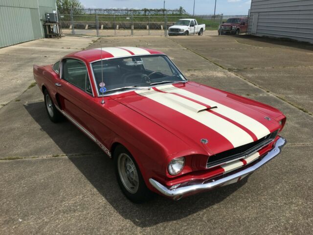 Ford Mustang 1965 image number 4