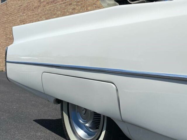 Cadillac DeVille 1963 image number 15