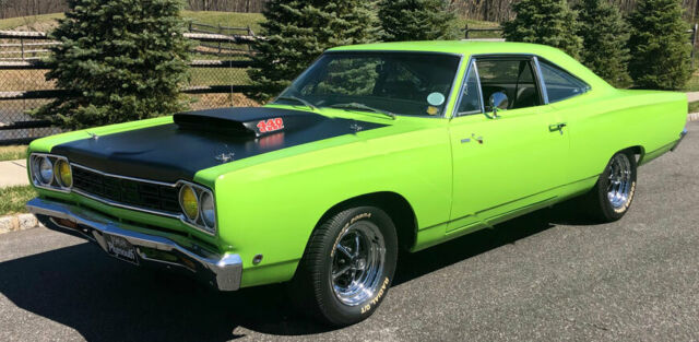 Plymouth Road Runner 1968 image number 24