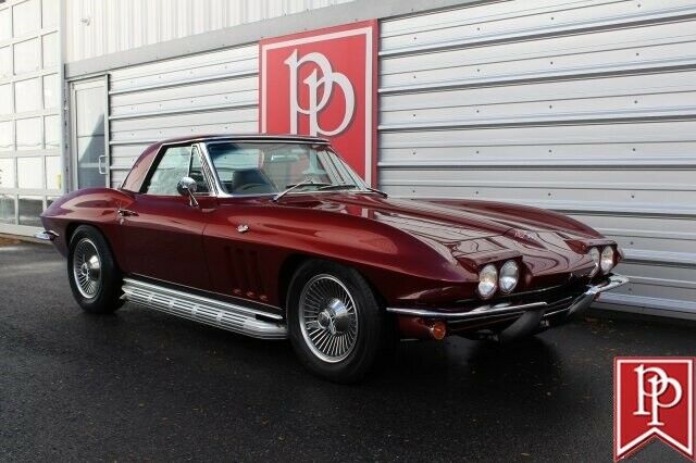 Chevrolet Corvette 1965 image number 10