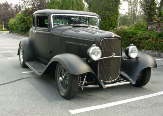 Ford 5 WINDOW COUPE 1932 image number 0