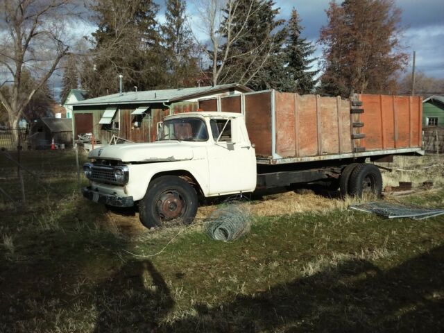 Ford F-350 1958 image number 12