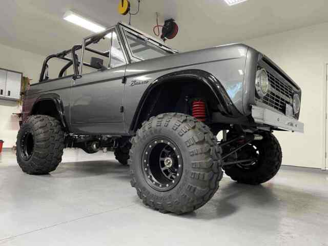 Ford Bronco 1966 image number 0