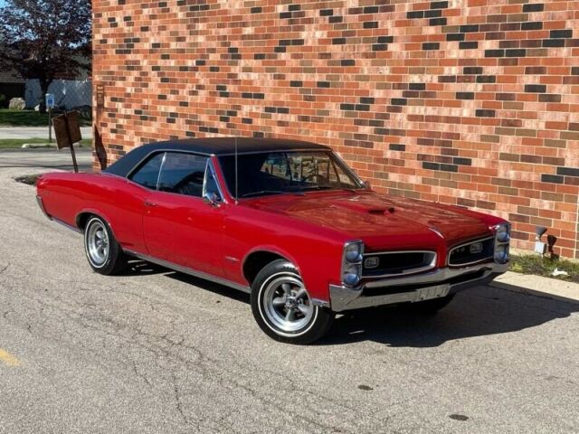 Pontiac GTO 1966 image number 10