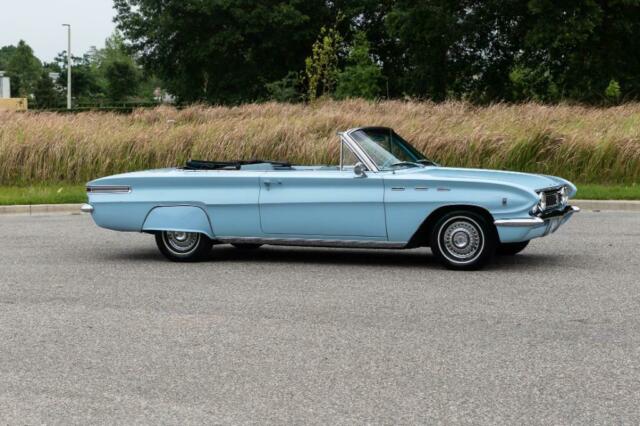 Buick Skylark Convertible 1962 image number 32