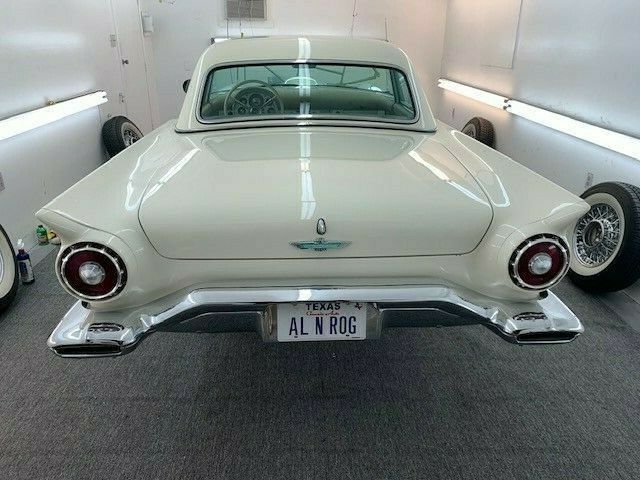 Ford Thunderbird 1957 image number 22