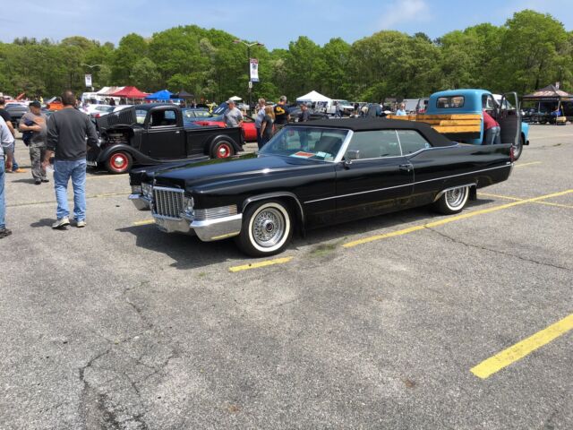 Cadillac DeVille 1970 image number 25