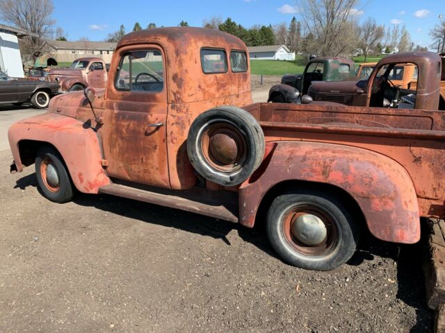 International Harvester 110 1954 image number 5