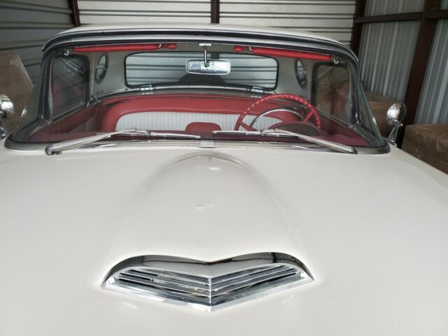 Ford Thunderbird 1956 image number 17