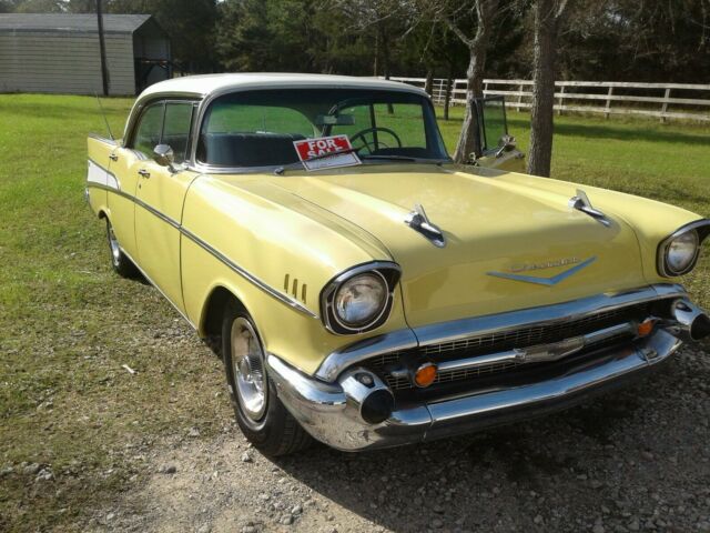 Chevrolet Bel Air/150/210 1957 image number 21