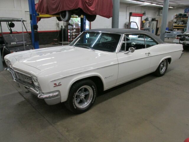 Chevrolet Impala 1966 image number 0