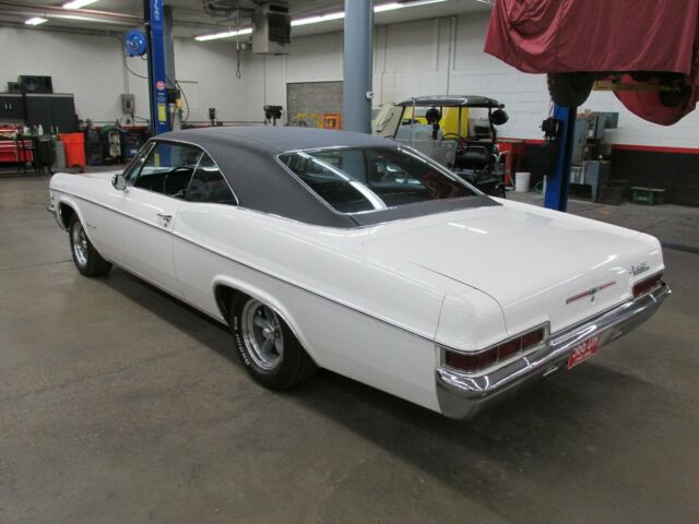 Chevrolet Impala 1966 image number 2