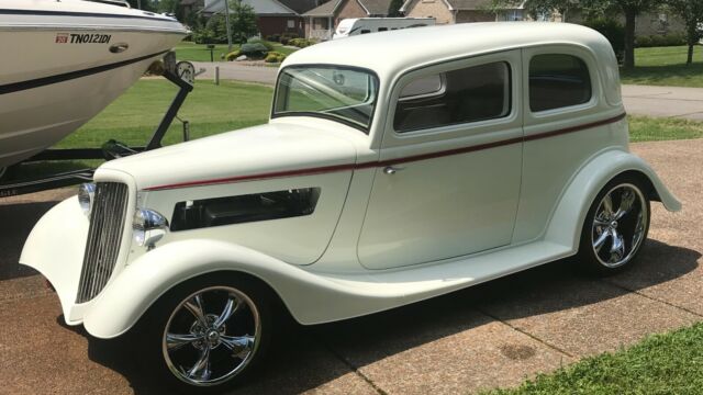 Ford 2 Door Street Rod 1933 image number 23