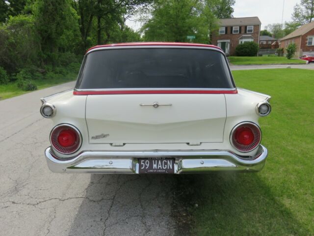 Ford Fairlane 1959 image number 4