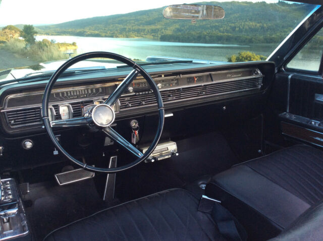 Lincoln Continental 1965 image number 10