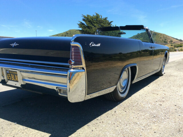 Lincoln Continental 1965 image number 32