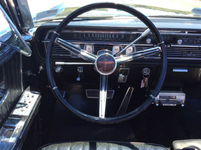 Lincoln Continental 1965 image number 35