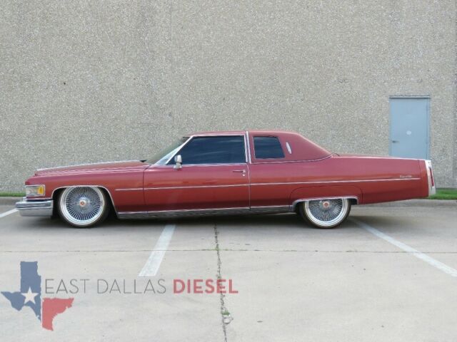 Cadillac DeVille 1976 image number 12