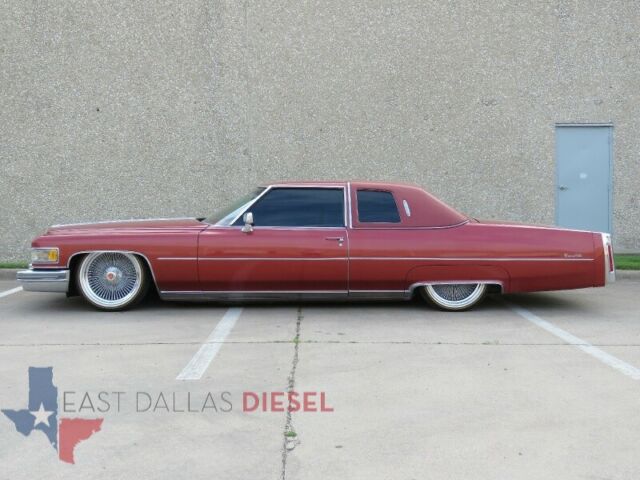 Cadillac DeVille 1976 image number 29