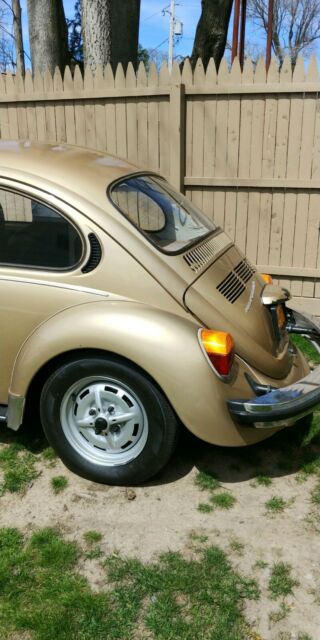 Volkswagen Beetle - Classic 1975 image number 16